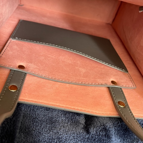 Brand new grey leather bag - Picture 6 of 10